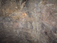 mineralized vein small